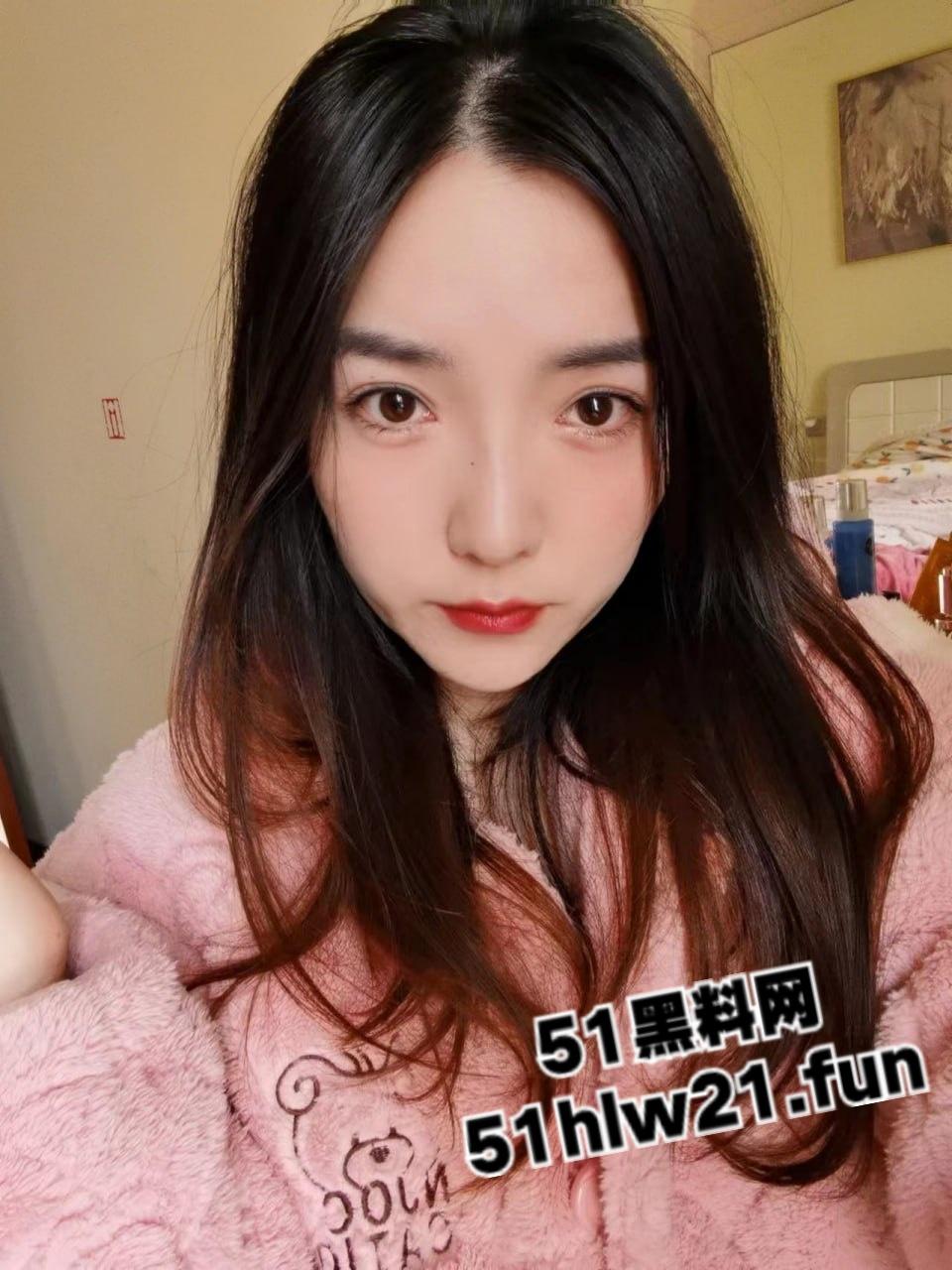 抖音同城女主播娜娜,高颜值微胖尤物大奶,一个跑车就被拿下扛腿爆操各种抽插。 第6张 抖音同城女主播娜娜,高颜值微胖尤物大奶,一个跑车就被拿下扛腿爆操各种抽插。 第6张