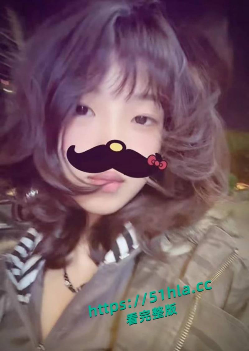 湖南软件技术职业技术大学【李思瑾】脚踏三只船翻车，网络聊骚约炮奔现男网友视频被曝光！  第2张