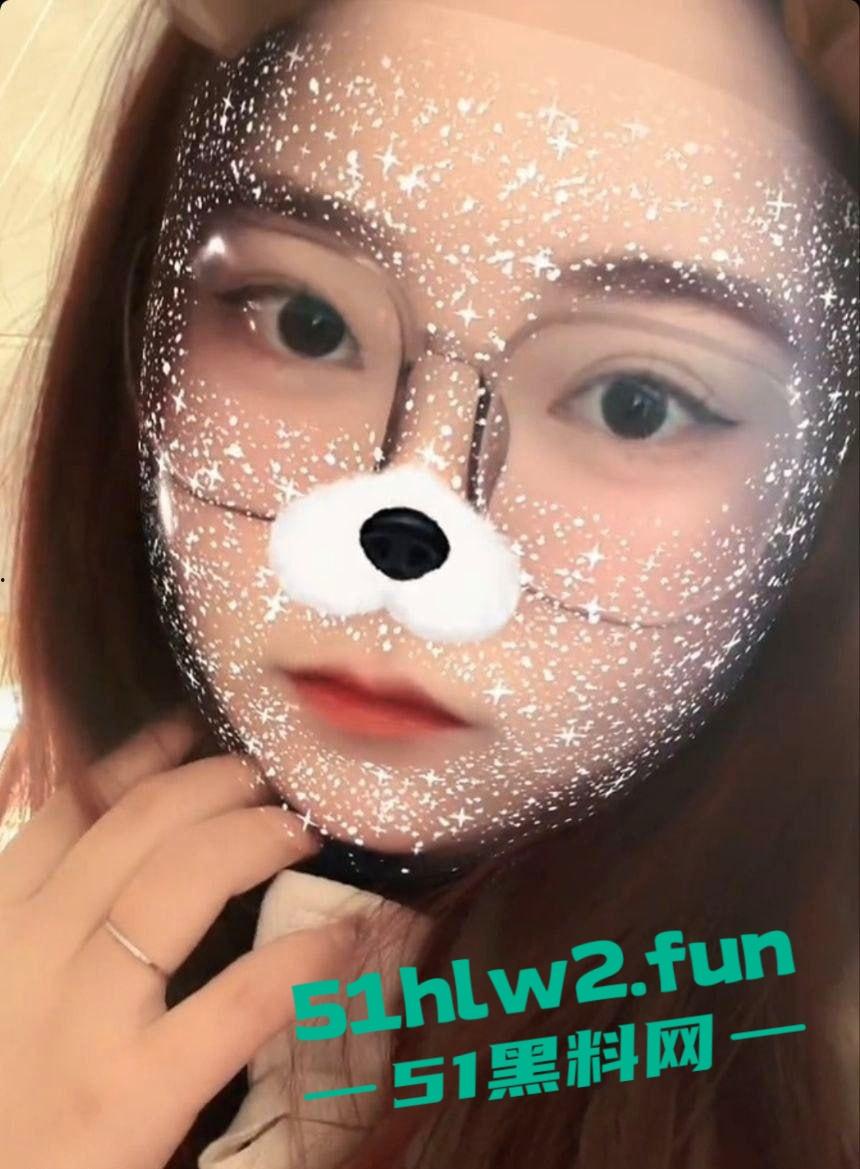 邯郸微胖骚货【钱晶晶】又骚又浪,微信激情视频泄露,男友录屏疯传,舔嘴娇喘主动掀裙,床上不得翻天? 第6张 邯郸微胖骚货【钱晶晶】又骚又浪,微信激情视频泄露,男友录屏疯传,舔嘴娇喘主动掀裙,床上不得翻天? 第6张