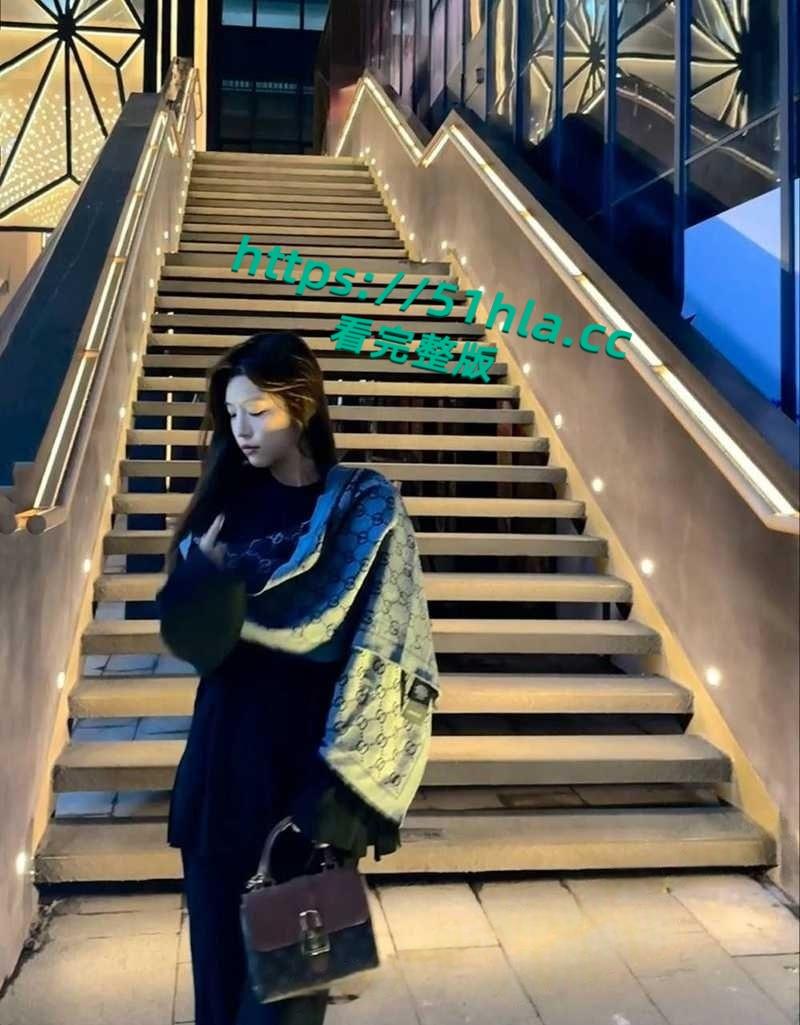 推特大神【一杆钢枪】约炮南昌一字马做爱舞蹈老师,枪枪到底爽的炮架子叫的人骨头都酥了! 第3张 推特大神【一杆钢枪】约炮南昌一字马做爱舞蹈老师,枪枪到底爽的炮架子叫的人骨头都酥了! 第3张