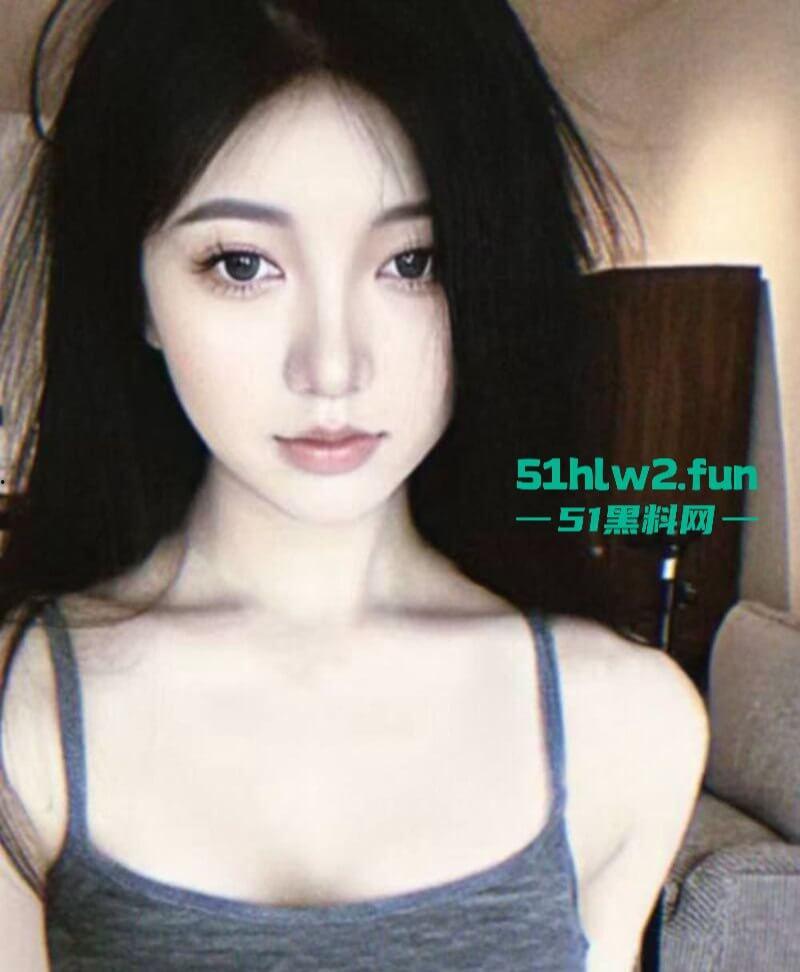 师范学院高冷校花【杨欣欣】私密约炮视频流出，清纯女神变身性爱尤物深情口交 内射全过程大尺度展示。  第4张