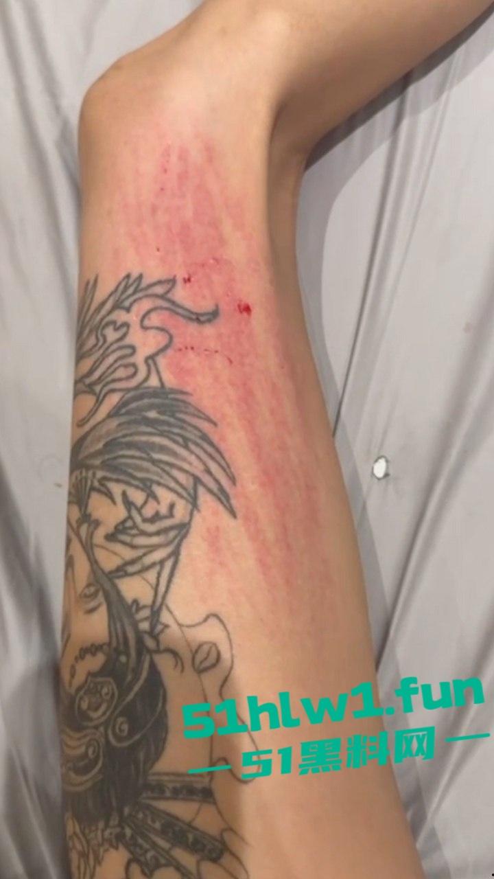 实名曝光福建泉州【林鑫龙】柬埔寨园区搞诈骗,吃喝嫖赌家暴样样全,肥头猪样丑胖挫见者远离! 第3张 实名曝光福建泉州【林鑫龙】柬埔寨园区搞诈骗,吃喝嫖赌家暴样样全,肥头猪样丑胖挫见者远离! 第3张