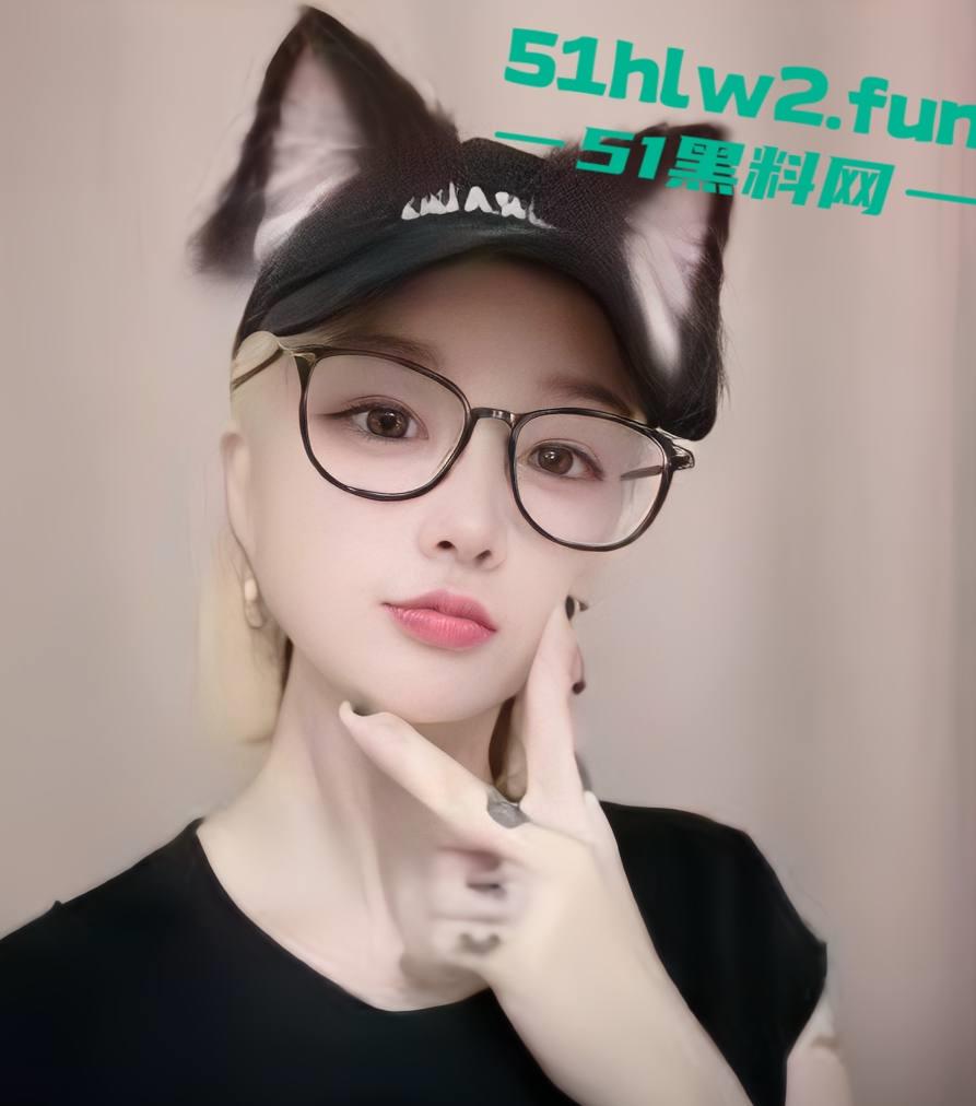 抖音骚逼主播【洁哥】线下约炮金主爸爸玩腻后被曝光做爱视频,口活一流表情销魂 这性感的身材太让人火大了。 第9张 抖音骚逼主播【洁哥】线下约炮金主爸爸玩腻后被曝光做爱视频,口活一流表情销魂 这性感的身材太让人火大了。 第9张