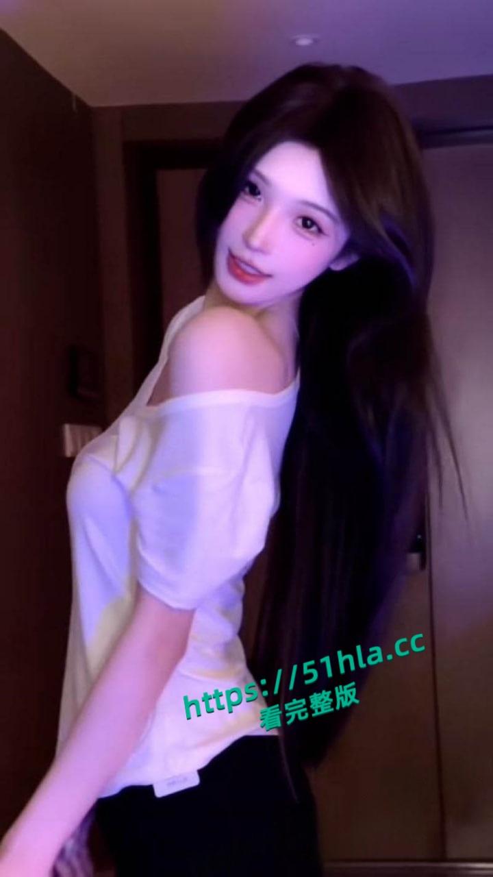 抖音600万粉丝女网红【若琳pepper】漏点风波!直播真空连线故意漏点,微露粉嫩大奶尽显淫态诱惑感拉满! 第3张 抖音600万粉丝女网红【若琳pepper】漏点风波!直播真空连线故意漏点,微露粉嫩大奶尽显淫态诱惑感拉满! 第3张