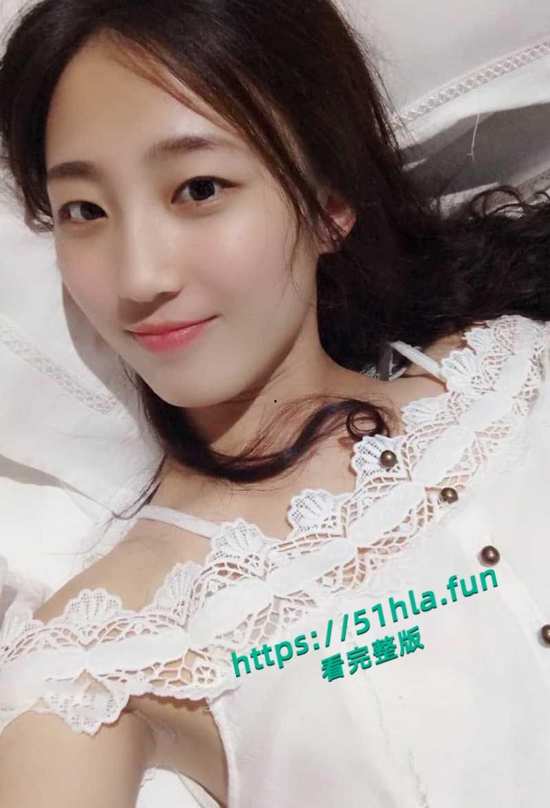 性感瑜伽老师【林依婷】不雅视频曝光，口爆吞精激情车震被打桩爆操内射，优雅女神骚起来比母狗还淫荡！  第2张