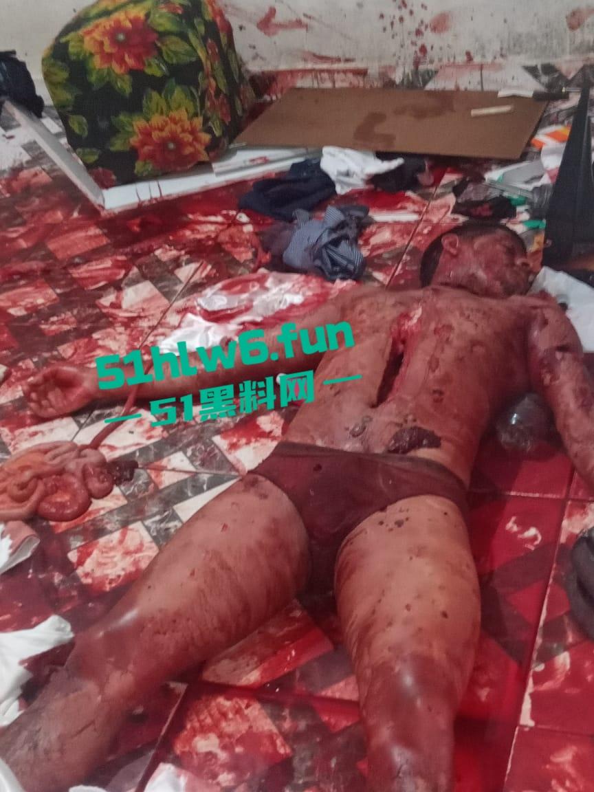 【血腥恐怖】印度三哥被妻子开膛破肚,男子为高种姓白人行为恶劣强奸妻子家人,终被妻子发现后杀害。 第8张 【血腥恐怖】印度三哥被妻子开膛破肚,男子为高种姓白人行为恶劣强奸妻子家人,终被妻子发现后杀害。 第8张