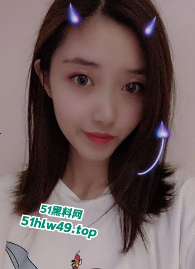 瓜友投稿武汉【王亚楠】小红书上勾搭的幼师,颜值超高性感挑逗聊天记录,床上的样子反差至极! 第4张 瓜友投稿武汉【王亚楠】小红书上勾搭的幼师,颜值超高性感挑逗聊天记录,床上的样子反差至极! 第4张