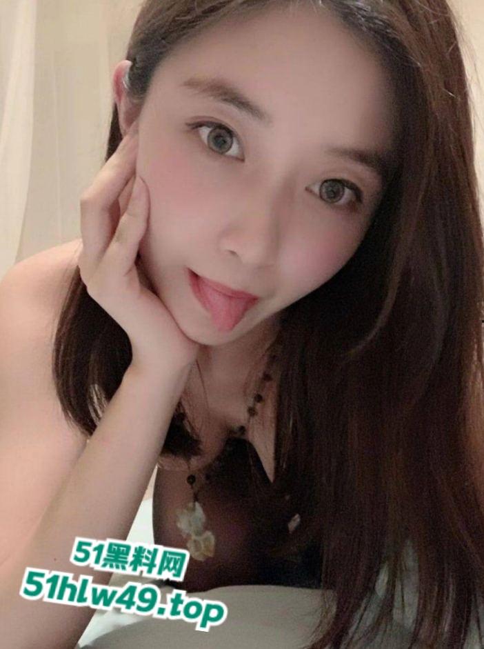 瓜友投稿武汉【王亚楠】小红书上勾搭的幼师,颜值超高性感挑逗聊天记录,床上的样子反差至极! 第6张 瓜友投稿武汉【王亚楠】小红书上勾搭的幼师,颜值超高性感挑逗聊天记录,床上的样子反差至极! 第6张