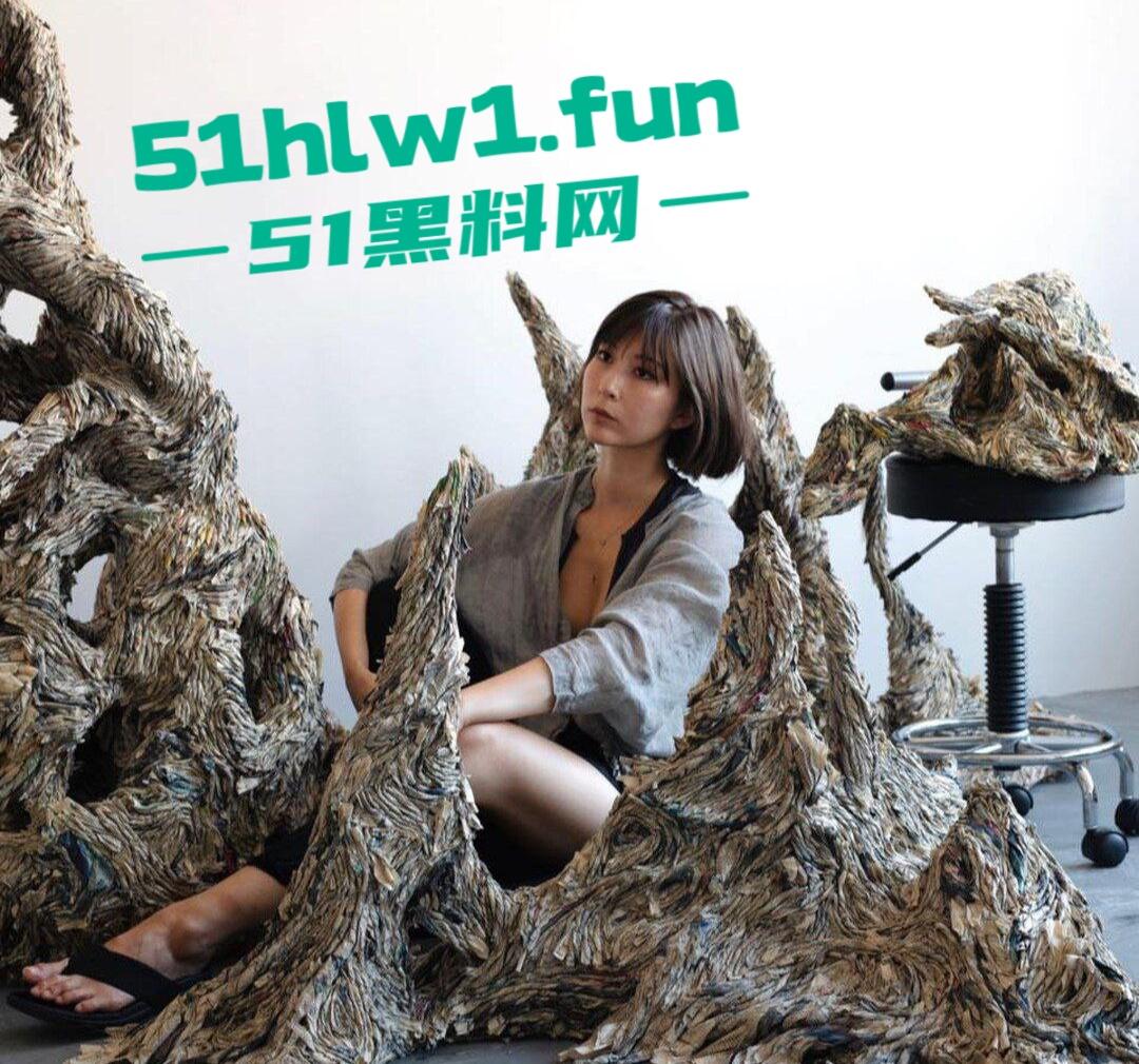 18岁华裔名流之女【王佳怡】下海拍片!为报复高盛副总裁父亲,加入重口味工作室,影片失控流出! 第1张 18岁华裔名流之女【王佳怡】下海拍片!为报复高盛副总裁父亲,加入重口味工作室,影片失控流出! 第1张