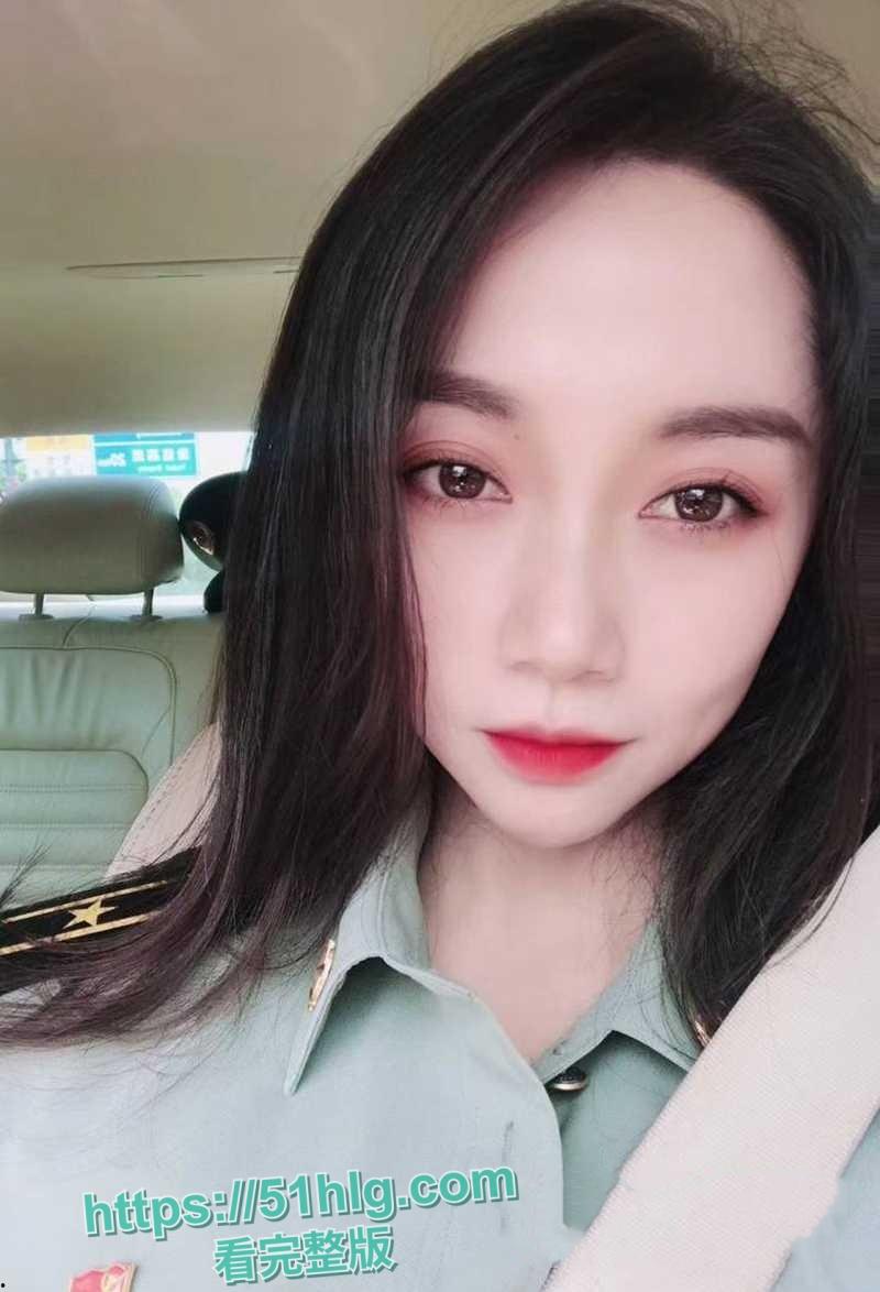 重庆美女党员干部【徐艳霞】的上位之路!舔功惊人的官场肉便器,无套爆操快感连连,爽到顏射吞精 第2张 重庆美女党员干部【徐艳霞】的上位之路!舔功惊人的官场肉便器,无套爆操快感连连,爽到顏射吞精 第2张