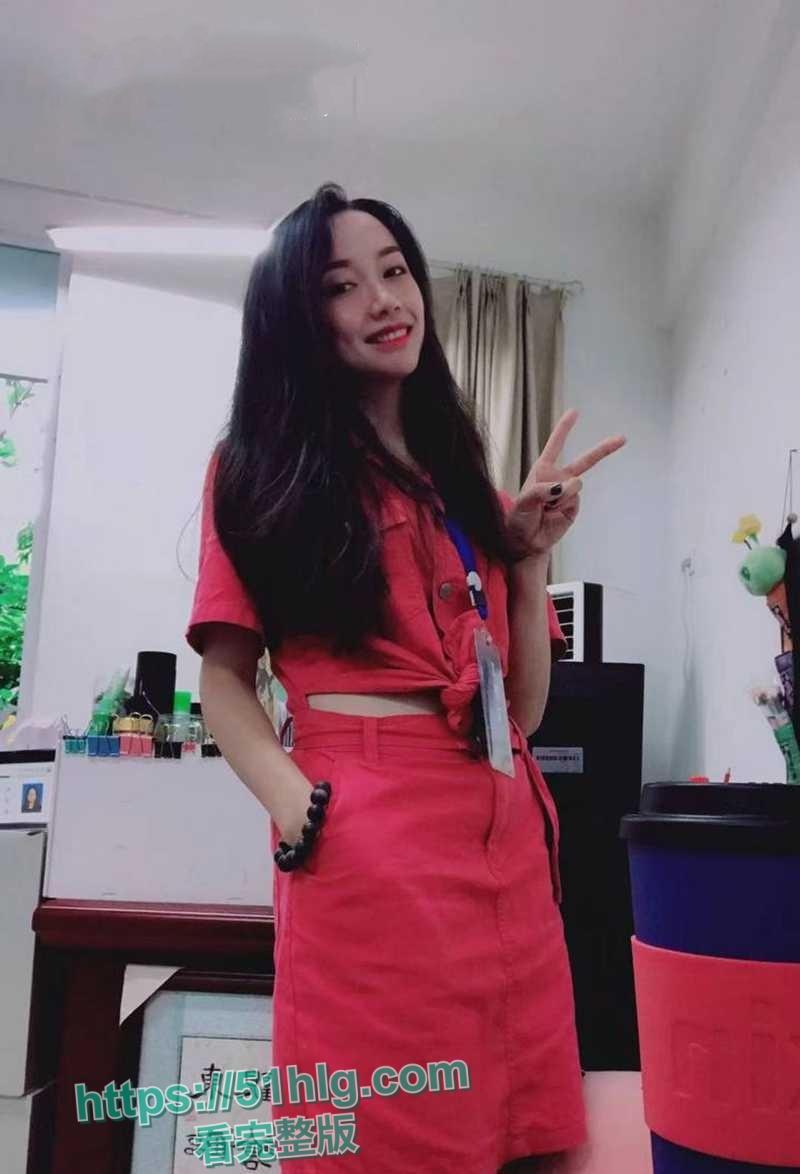 重庆美女党员干部【徐艳霞】的上位之路!舔功惊人的官场肉便器,无套爆操快感连连,爽到顏射吞精 第3张 重庆美女党员干部【徐艳霞】的上位之路!舔功惊人的官场肉便器,无套爆操快感连连,爽到顏射吞精 第3张