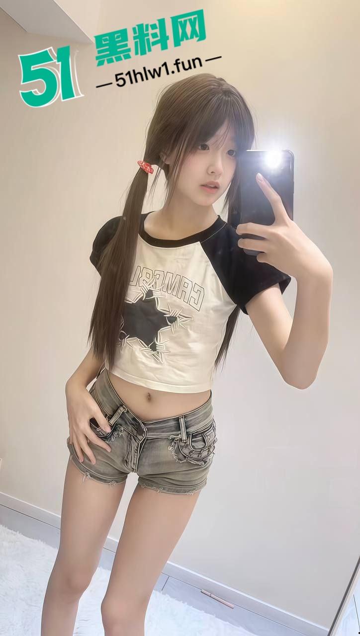 推特萝莉网黄福利姬【呓小涵】双马尾白袜展示自己淫荡内心,笑起来超级甜粉嫩脚丫真可爱。 第8张 推特萝莉网黄福利姬【呓小涵】双马尾白袜展示自己淫荡内心,笑起来超级甜粉嫩脚丫真可爱。 第8张