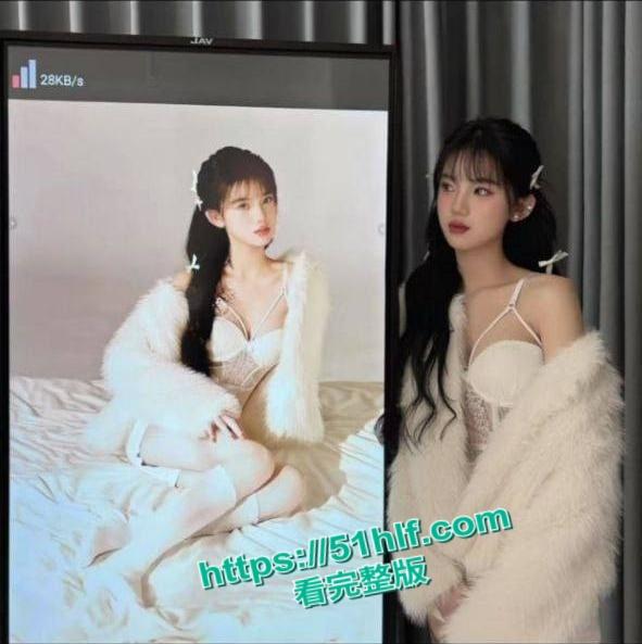 广西贺州市钟山县云端台球女助教【小玉】明知有家室,仍勾引上床出轨视频曝光! 第4张 广西贺州市钟山县云端台球女助教【小玉】明知有家室,仍勾引上床出轨视频曝光! 第4张