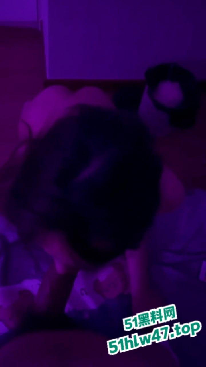 四川水利水电技师学院,大一新生【陈妙珍】刚进校就跟老师徐彪搞上,微信聊天记录遭男友曝光。 第6张 四川水利水电技师学院,大一新生【陈妙珍】刚进校就跟老师徐彪搞上,微信聊天记录遭男友曝光。 第6张