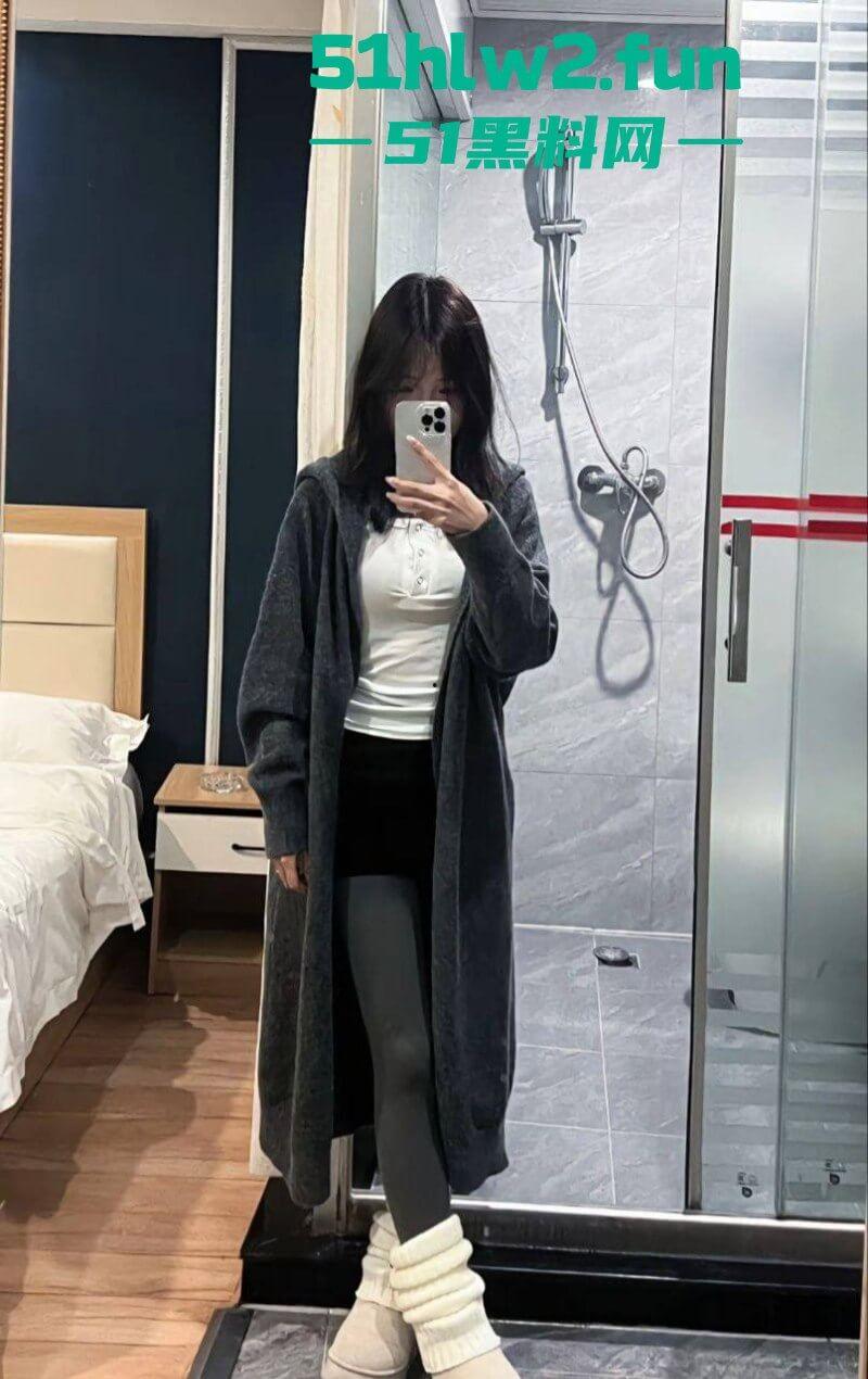 人前装成甜妹，背地约炮成瘾，江西南充职业技术学院【潘丽月】不雅约炮视频流出。  第6张