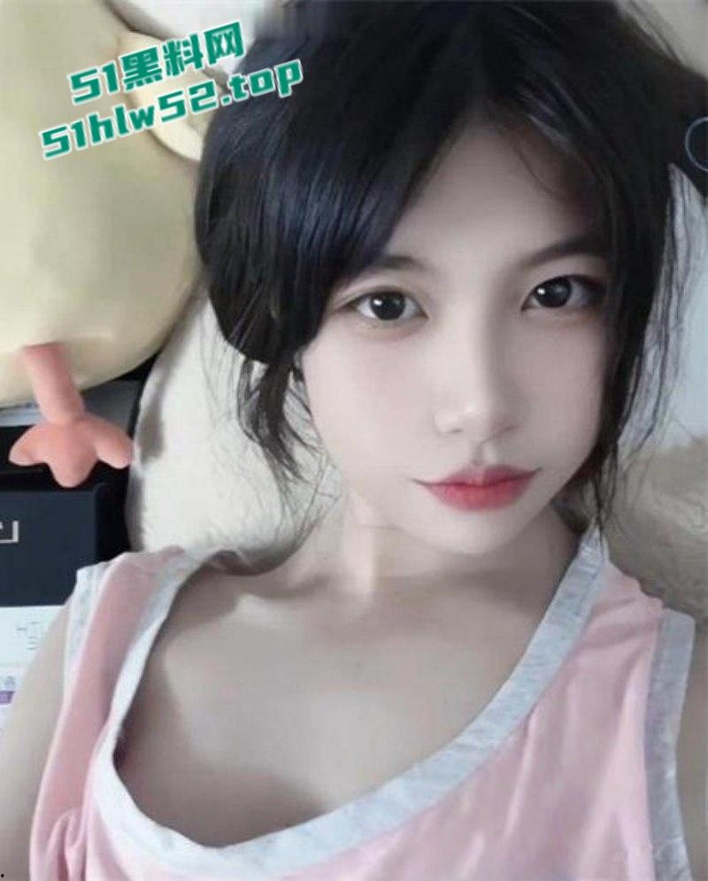 湖南长沙美术学院【林若曦】长相甜美痴迷网恋,宽衣解带抠穴搓奶,白皙胴体娇嫩无比! 第2张 湖南长沙美术学院【林若曦】长相甜美痴迷网恋,宽衣解带抠穴搓奶,白皙胴体娇嫩无比! 第2张