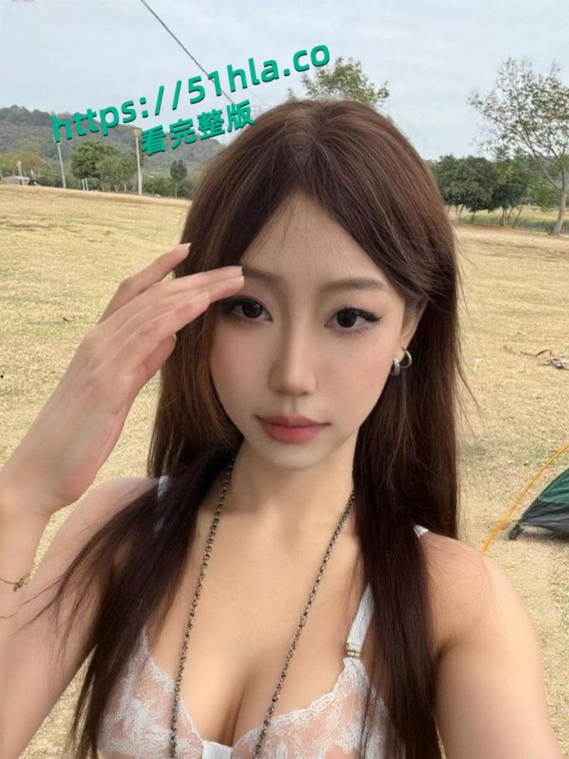 湖南长沙酒吧前台【李玉瑶】M属性爆棚痴迷多人运动,炮友前后夹击3P操出哭腔! 第4张 湖南长沙酒吧前台【李玉瑶】M属性爆棚痴迷多人运动,炮友前后夹击3P操出哭腔! 第4张