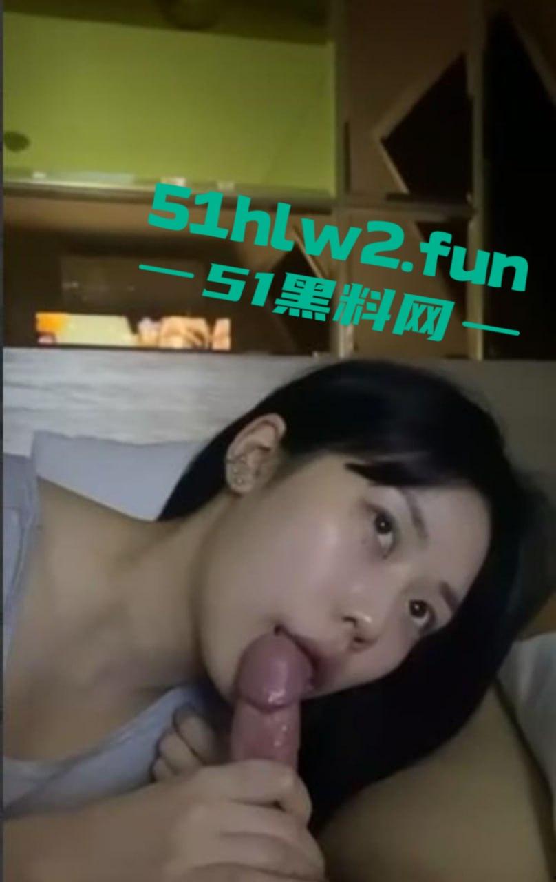 浙江杭州女模【‌张梓丹】大年就被金主爸爸脚趾插逼，穷人的女神富人的泄欲母狗。  第4张