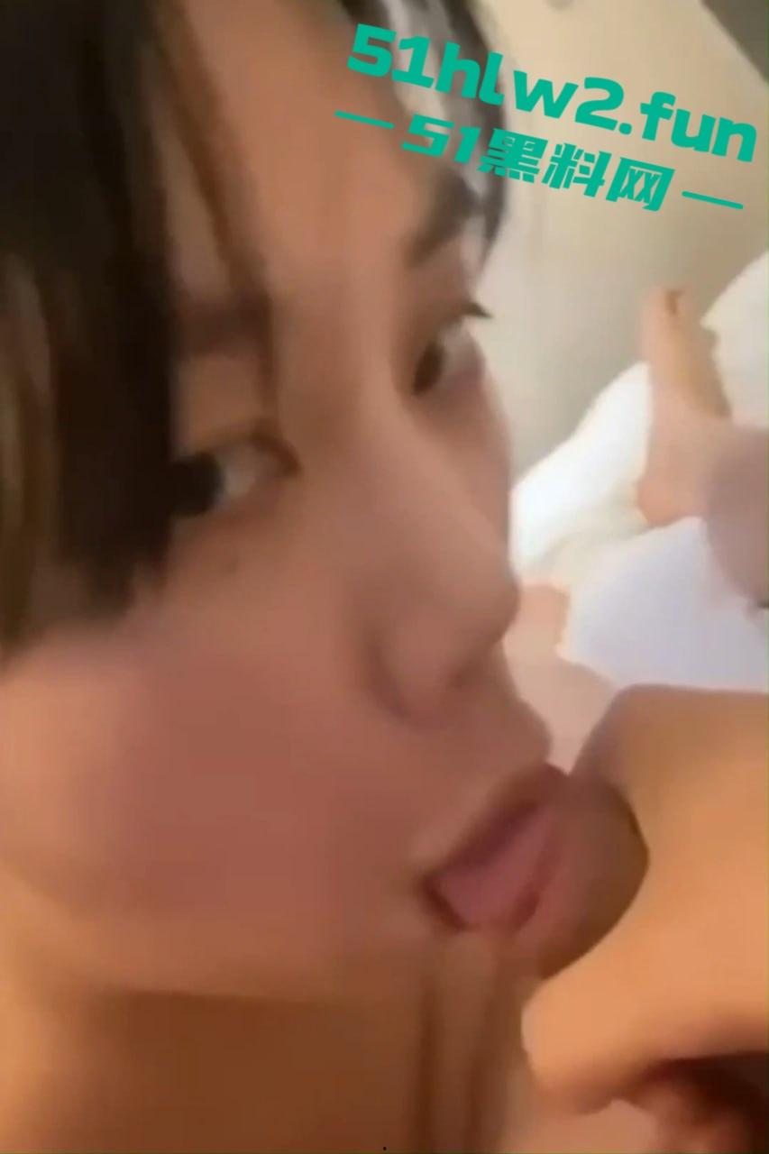 浙江杭州女模【‌张梓丹】大年就被金主爸爸脚趾插逼，穷人的女神富人的泄欲母狗。  第6张