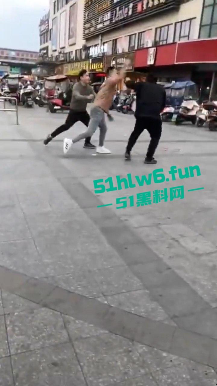 无能社会男报复社会，心生不满拉人垫背，在浙江绍兴大唐无差别连杀四人后疯狂逃窜。  第2张