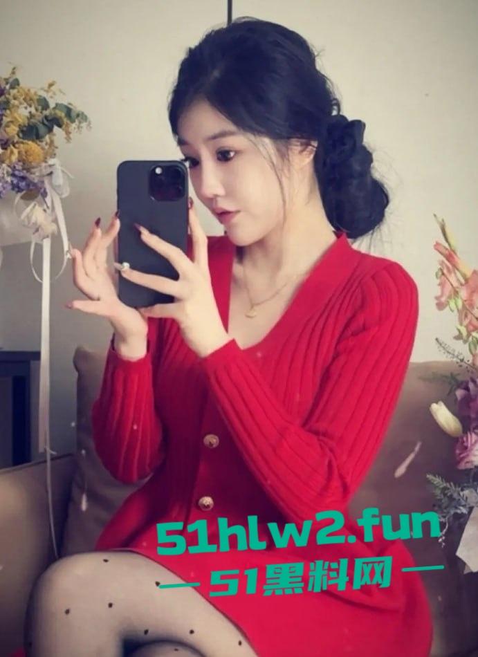 抖音【杨思睿】仙女皮全掉光2000块卖骚定制片疯传,这货原来是专供金主的私家母狗? 第6张 抖音【杨思睿】仙女皮全掉光2000块卖骚定制片疯传,这货原来是专供金主的私家母狗? 第6张