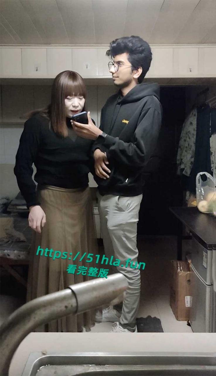 南京红姐事件，最让人吃惊的男嘉宾外国友人，粗黑大屌令红姐爱不释手！  第1张