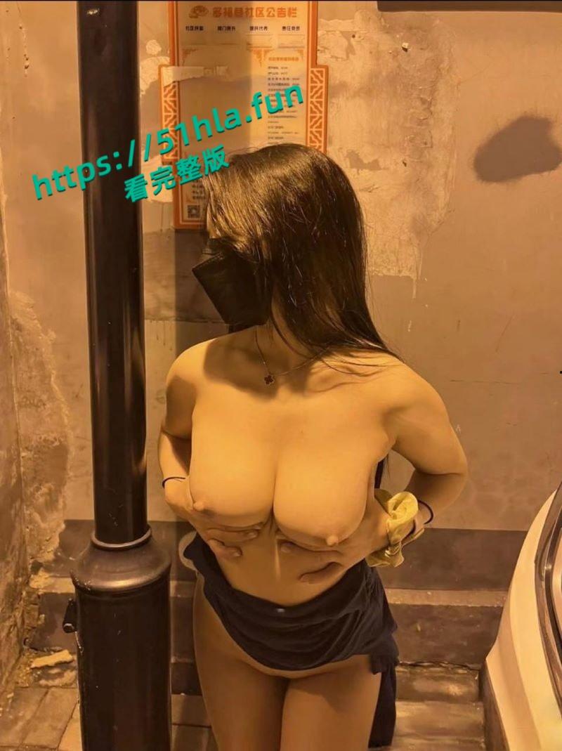 瓜友投稿大学生反差婊女友,不雅视频在酒店开裆黑丝调教后入爆操,户外露出挑逗淫靡不堪! 第4张 瓜友投稿大学生反差婊女友,不雅视频在酒店开裆黑丝调教后入爆操,户外露出挑逗淫靡不堪! 第4张