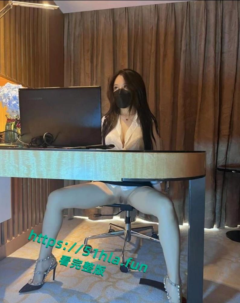 瓜友投稿大学生反差婊女友,不雅视频在酒店开裆黑丝调教后入爆操,户外露出挑逗淫靡不堪! 第6张 瓜友投稿大学生反差婊女友,不雅视频在酒店开裆黑丝调教后入爆操,户外露出挑逗淫靡不堪! 第6张