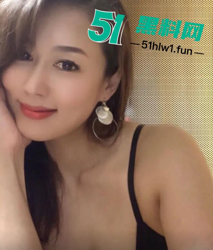 抖音23万粉网红【又是我】专属福利翻车,情趣旗袍肉丝高跟,自慰画面让粉丝炸锅! 第6张 抖音23万粉网红【又是我】专属福利翻车,情趣旗袍肉丝高跟,自慰画面让粉丝炸锅! 第6张