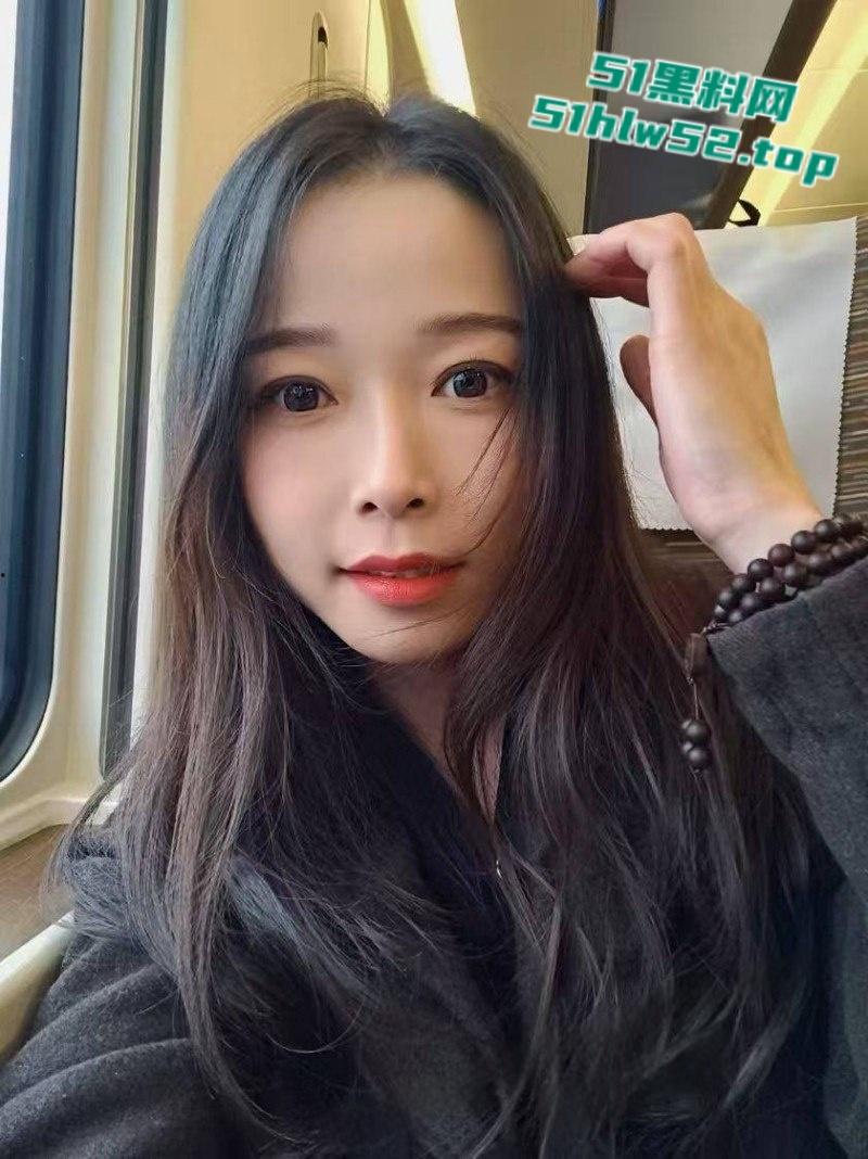 福建泉州32岁已婚少妇【张春艳】婚内出轨，炮友狂插菊花特写清晰可见，偷情性爱视频流出！  第2张