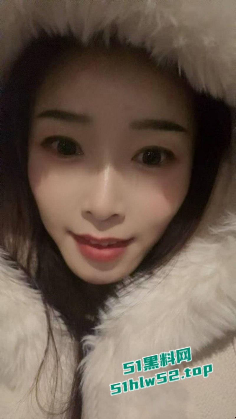 福建泉州32岁已婚少妇【张春艳】婚内出轨，炮友狂插菊花特写清晰可见，偷情性爱视频流出！  第4张