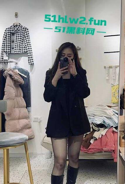 青岛【王婧岚】白天是服装店老板娘,晚上是炮友的母狗,偷情被操到淫穴黑亮,拍片上传彻底社死! 第4张 青岛【王婧岚】白天是服装店老板娘,晚上是炮友的母狗,偷情被操到淫穴黑亮,拍片上传彻底社死! 第4张