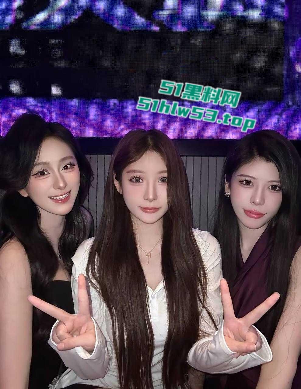 天津扫黑除恶漏网之鱼,抖音网红【墨心纹画】持枪威胁多名女性发生关系还给女的逼里入珠! 第4张 天津扫黑除恶漏网之鱼,抖音网红【墨心纹画】持枪威胁多名女性发生关系还给女的逼里入珠! 第4张