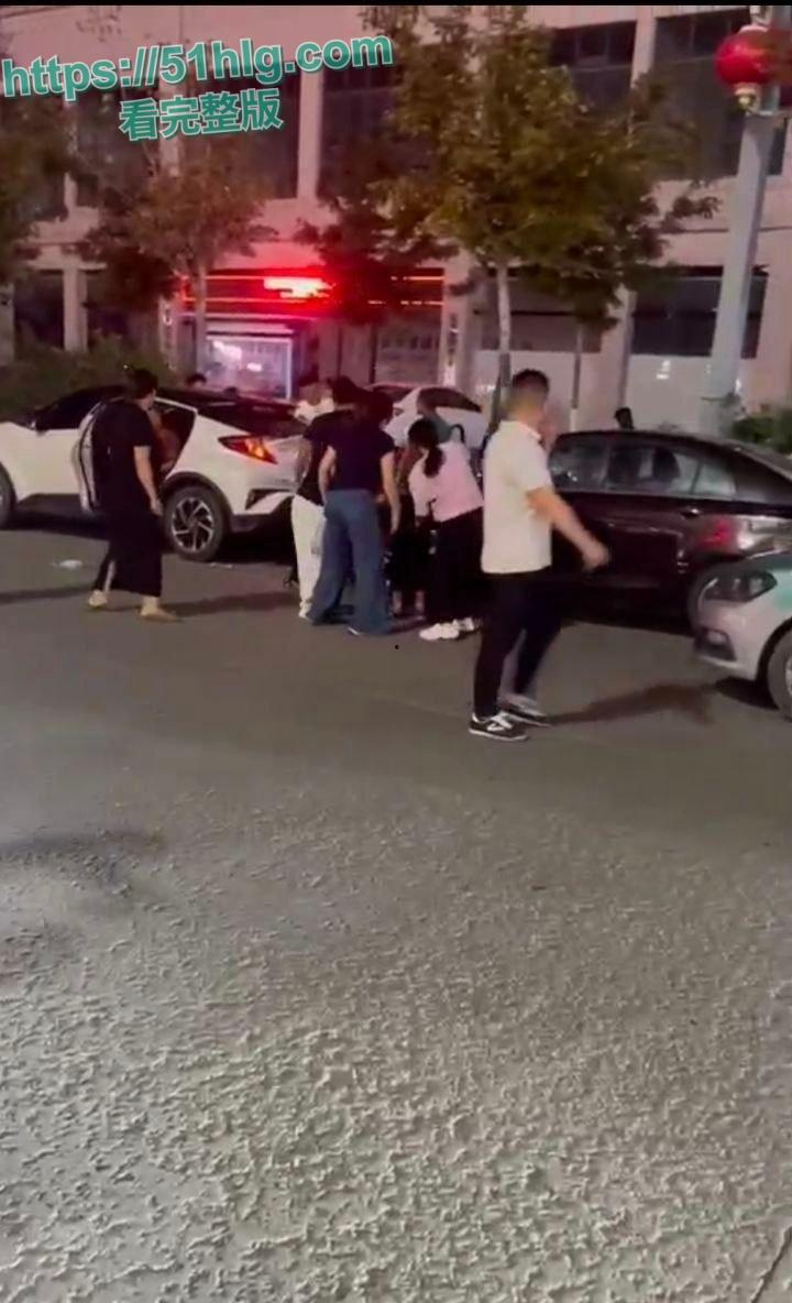 【河南商丘】万达家庭丑闻震撼事件:小姨与外甥的淫乱关系曝光,争吵变成血战街头 第3张 【河南商丘】万达家庭丑闻震撼事件:小姨与外甥的淫乱关系曝光,争吵变成血战街头 第3张