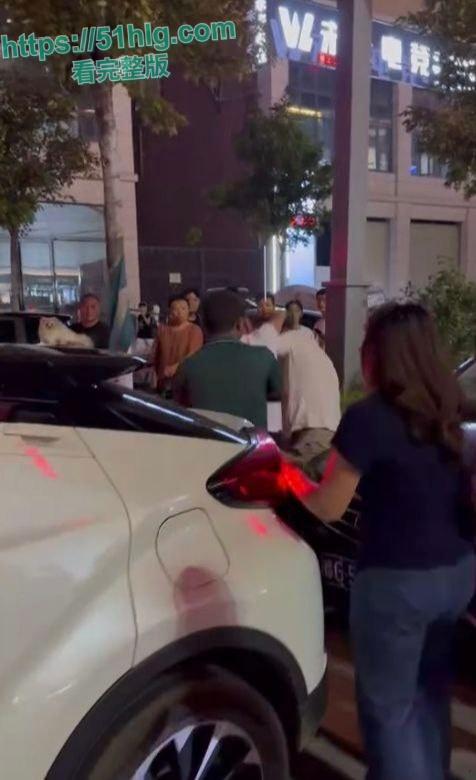 【河南商丘】万达家庭丑闻震撼事件:小姨与外甥的淫乱关系曝光,争吵变成血战街头 第6张 【河南商丘】万达家庭丑闻震撼事件:小姨与外甥的淫乱关系曝光,争吵变成血战街头 第6张