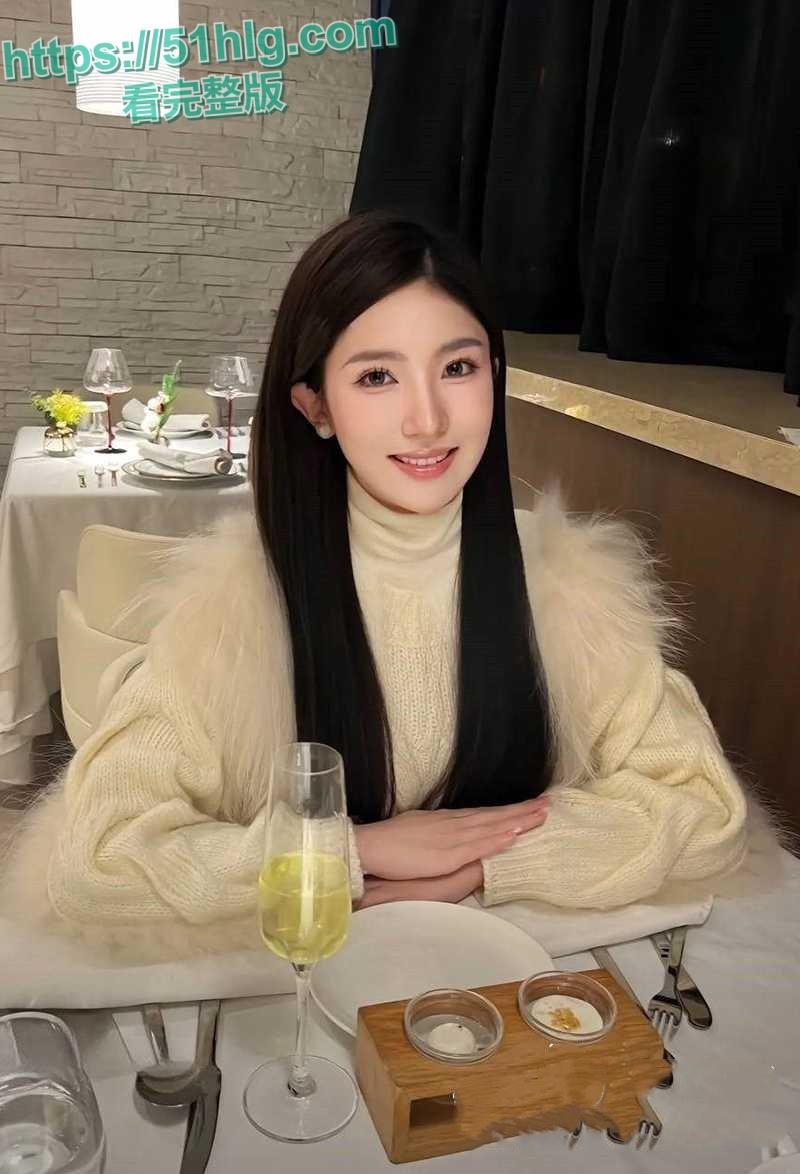 【上海】大四学生【李羡】与金鹏航空飞行员【孟飞】激情视频流出 颜值气质双绝的校园女神 酒店约炮秒变小母狗 第2张 【上海】大四学生【李羡】与金鹏航空飞行员【孟飞】激情视频流出 颜值气质双绝的校园女神 酒店约炮秒变小母狗 第2张