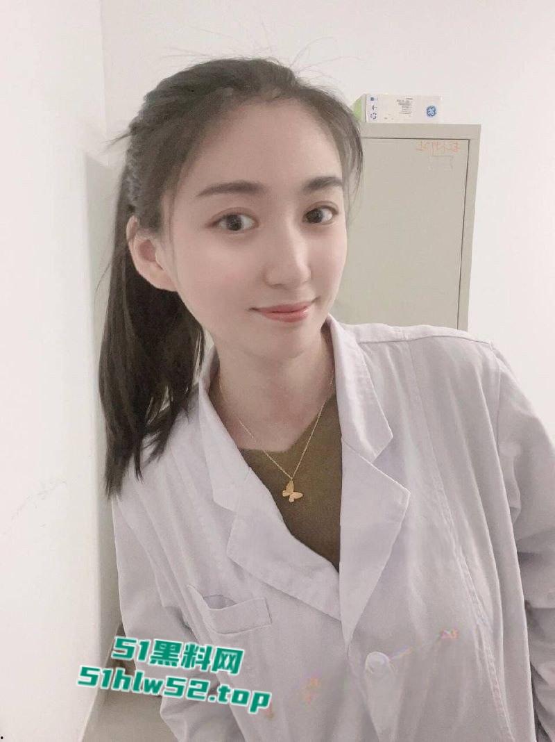 极品反差医生【陈漂亮】和科室领导乱搞医院激战,约炮视频曝光,后入爆操淫水狂流! 第4张 极品反差医生【陈漂亮】和科室领导乱搞医院激战,约炮视频曝光,后入爆操淫水狂流! 第4张