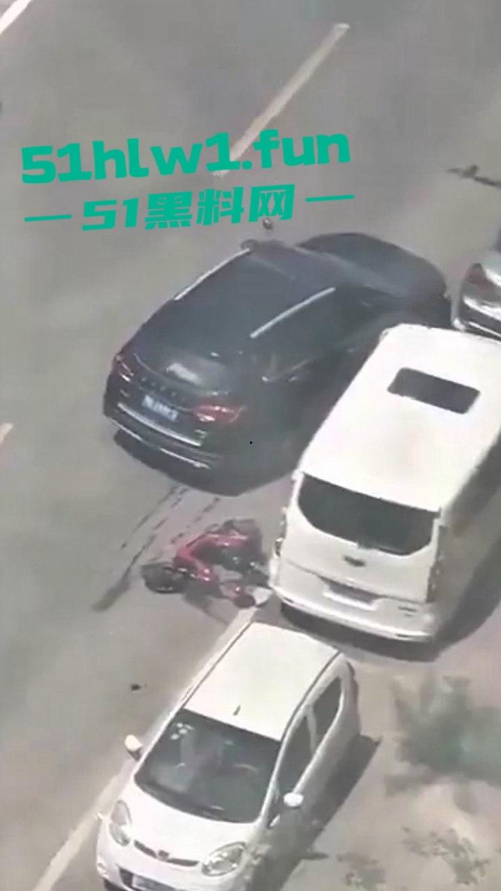 山东东营市变态渣男,开车将妻子撞倒后,反复碾压至其死亡,目前已被警方抓捕,估计是要死刑了! 第2张 山东东营市变态渣男,开车将妻子撞倒后,反复碾压至其死亡,目前已被警方抓捕,估计是要死刑了! 第2张