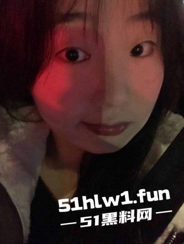 辽宁朝阳【崔海鑫】宁德霞浦高速服务区中化加油站员工，出轨约炮网友视频曝光。  第4张