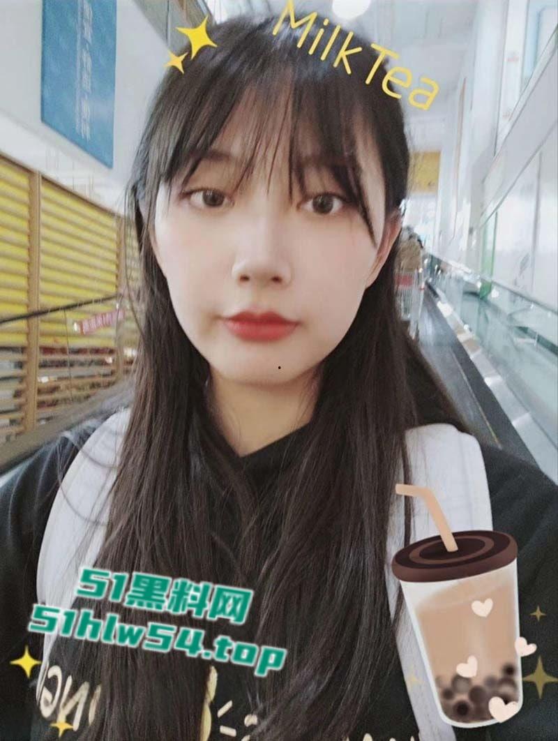 瓜友投稿曝光自己反差女友,喜欢镜前看自己被操,淫荡模样 母狗属性简直拉满! 第1张 瓜友投稿曝光自己反差女友,喜欢镜前看自己被操,淫荡模样 母狗属性简直拉满! 第1张