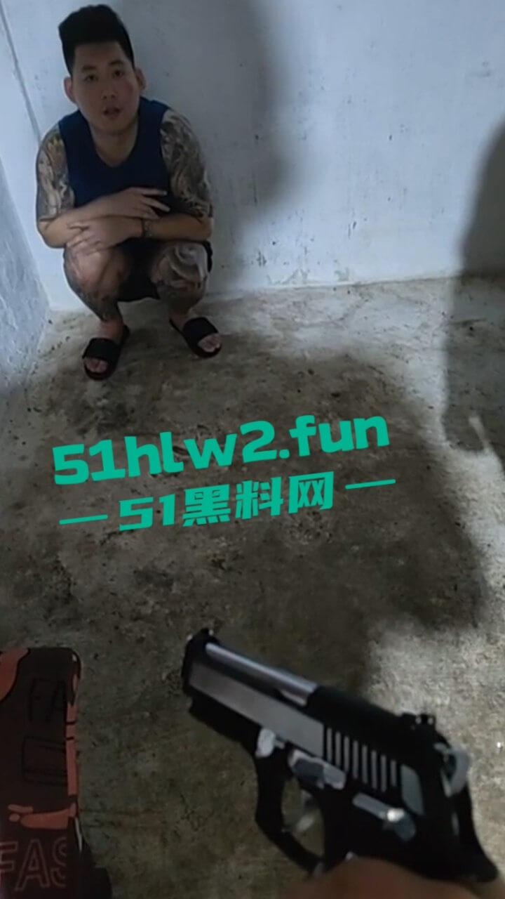 园区猪仔真实近况,绑架后只有受虐的份,电击殴打口吐鲜血境外没有高薪工作,只有无尽的折磨。 第3张 园区猪仔真实近况,绑架后只有受虐的份,电击殴打口吐鲜血境外没有高薪工作,只有无尽的折磨。 第3张