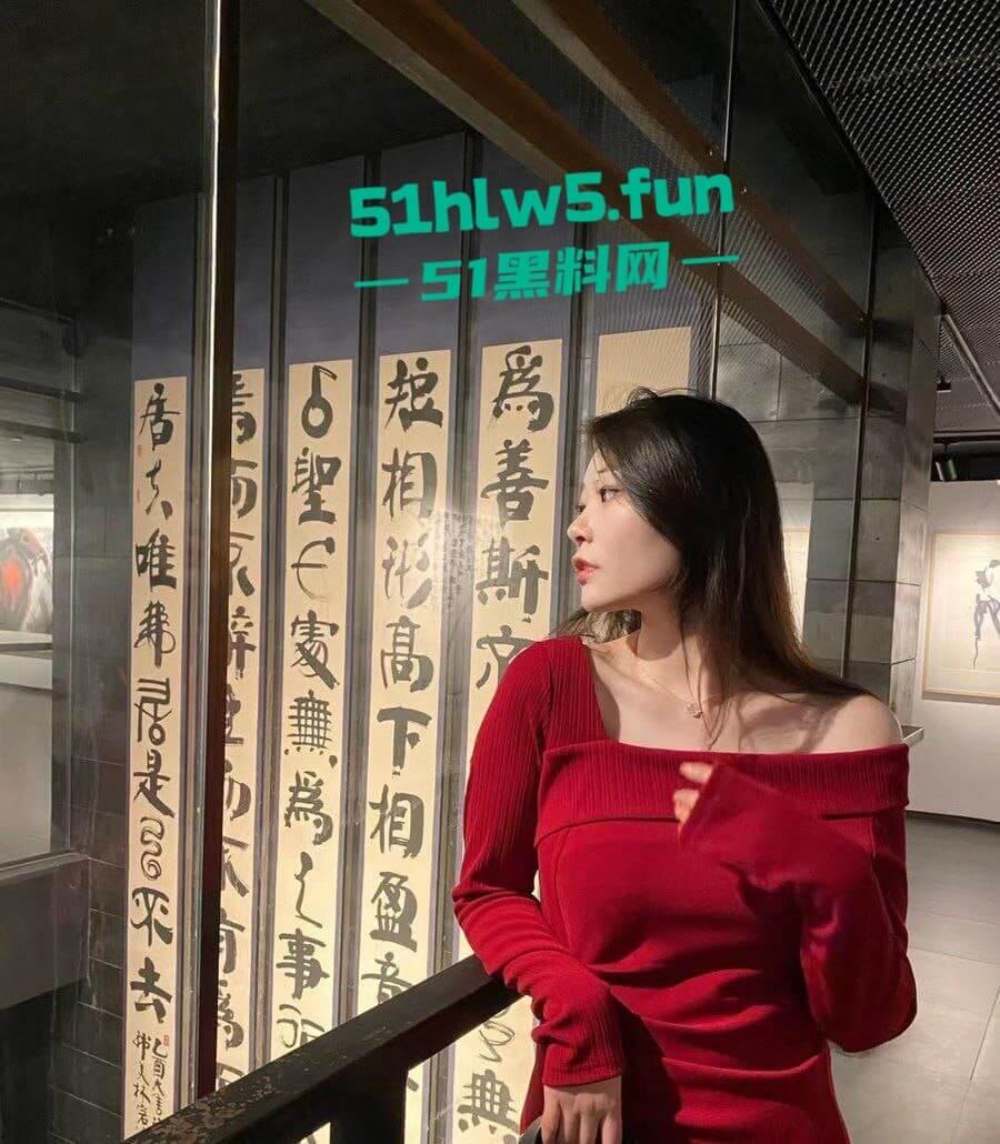 广州工商学院【谭梓柔】与男友性爱视频流出,花式玩弄性感尤物后入骑乘浪叫不止。 第2张 广州工商学院【谭梓柔】与男友性爱视频流出,花式玩弄性感尤物后入骑乘浪叫不止。 第2张