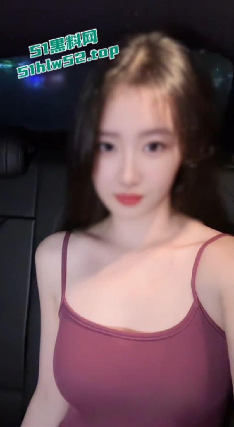 播音系女大学生【小美miyoki】最新福利视频，出租车上道具自慰，穿开档丝袜户外露出淫水狂喷！  第1张