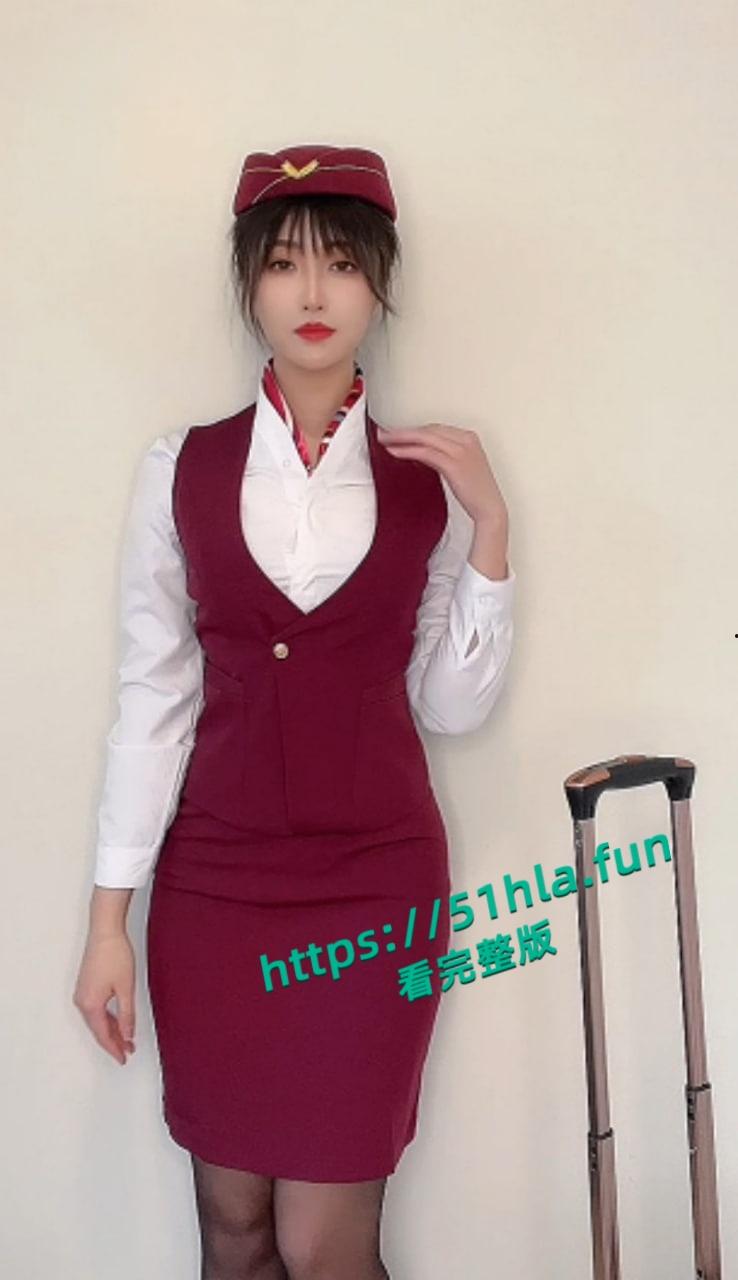 百万粉丝福利姬【MissWarmJ】化身情欲空姐寸止撩骚,制服黑丝性感火辣,笑容甜美勾人心弦! 第2张 百万粉丝福利姬【MissWarmJ】化身情欲空姐寸止撩骚,制服黑丝性感火辣,笑容甜美勾人心弦! 第2张