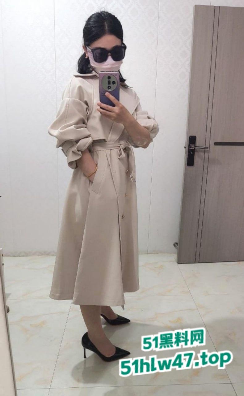 极品少妇寂寞野外露出直播，公共座椅成自慰椅双腿大张插到喷水！  第6张