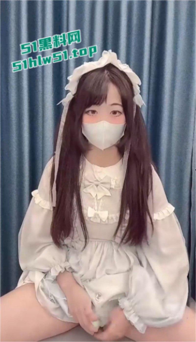 推特洛丽塔萌妹【林鹿希】全裸露出激情甩奶，道具插穴娇喘甜美动人福利私拍合集！  第6张