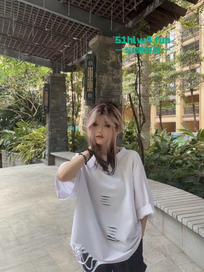 抖音coser小网红twenty-被曝本人【吴蝶菲】实名在约啪网站上约炮,求金主爸爸包养! 第8张 抖音coser小网红twenty-被曝本人【吴蝶菲】实名在约啪网站上约炮,求金主爸爸包养! 第8张