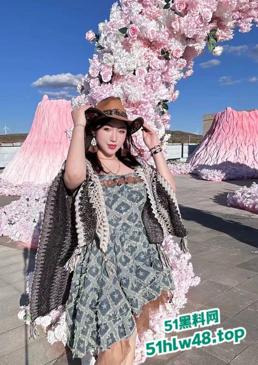 抖音擦边女坦克【S嘉嘉爱睡觉】(BBW版)不雅自慰捏奶私拍被曝光网络,巨奶女坦骚的惊人! 第1张 抖音擦边女坦克【S嘉嘉爱睡觉】(BBW版)不雅自慰捏奶私拍被曝光网络,巨奶女坦骚的惊人! 第1张