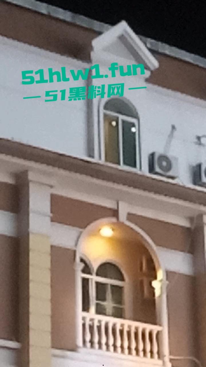 柬埔寨金边钻石岛警察抓捕嫌犯暴力又血腥 现场实拍炸裂视频流出! 第7张 柬埔寨金边钻石岛警察抓捕嫌犯暴力又血腥 现场实拍炸裂视频流出! 第7张