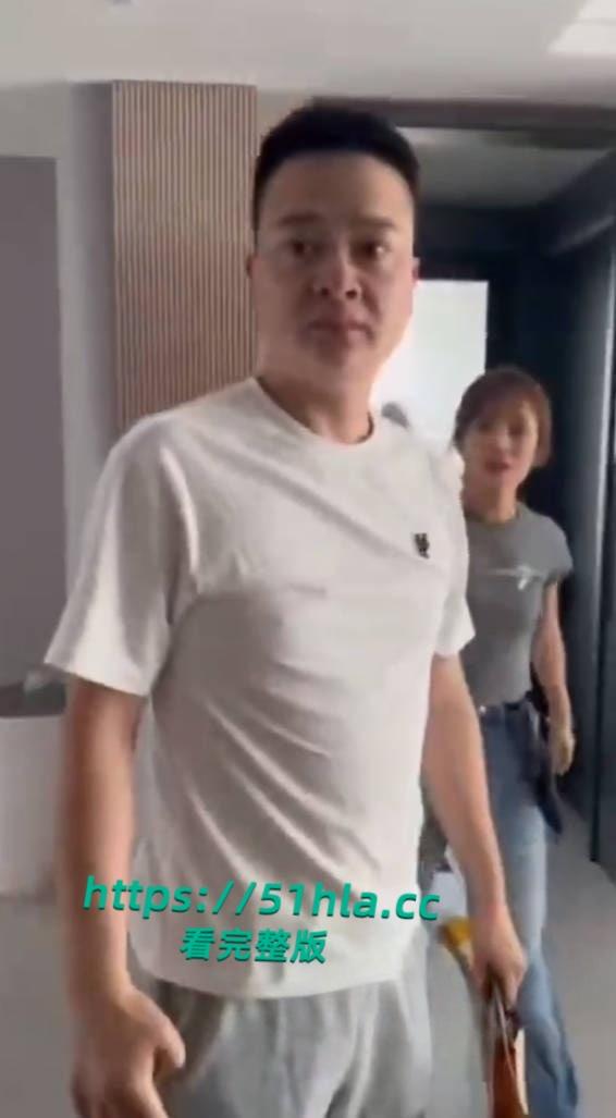 河南武陟王家二小姐大瓜,赵亮亮出轨小三假离婚证骗局曝光,原配暴打两人完整版视频流出! 第6张 河南武陟王家二小姐大瓜,赵亮亮出轨小三假离婚证骗局曝光,原配暴打两人完整版视频流出! 第6张